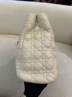 Dior White