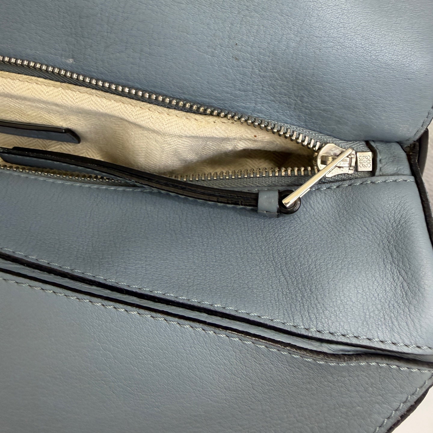 Loewe Blue