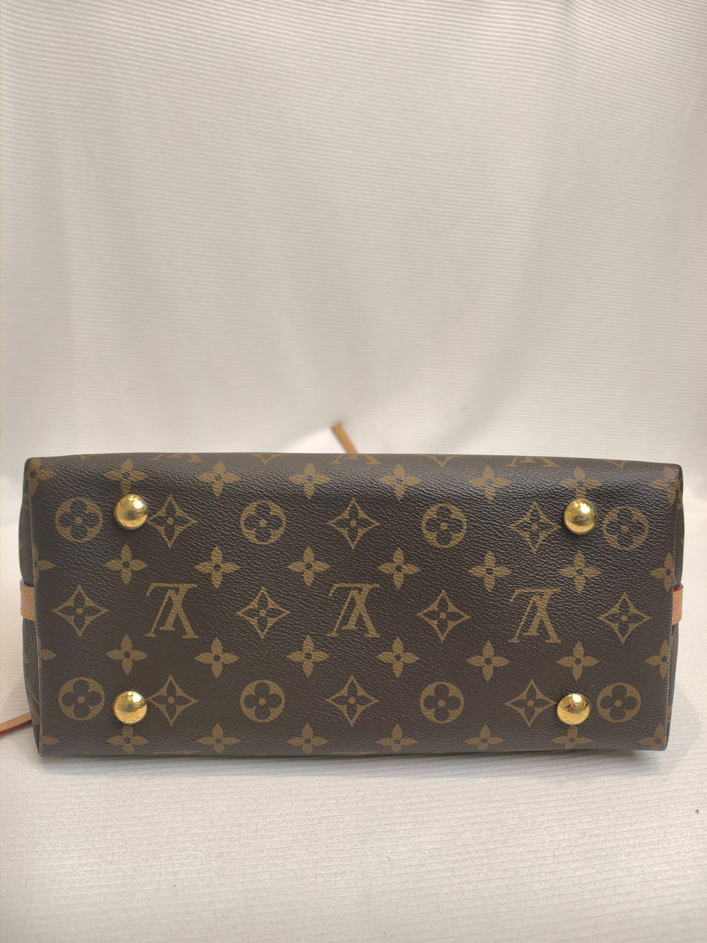 Louis Vuitton Crossbody