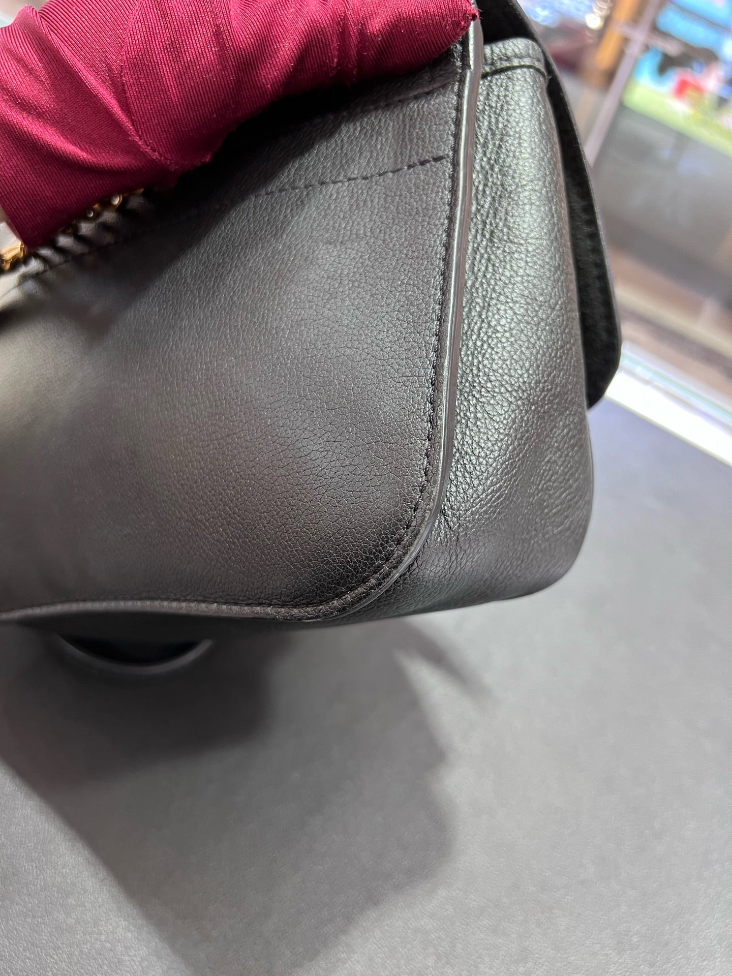 Louis Vuitton Black M57073