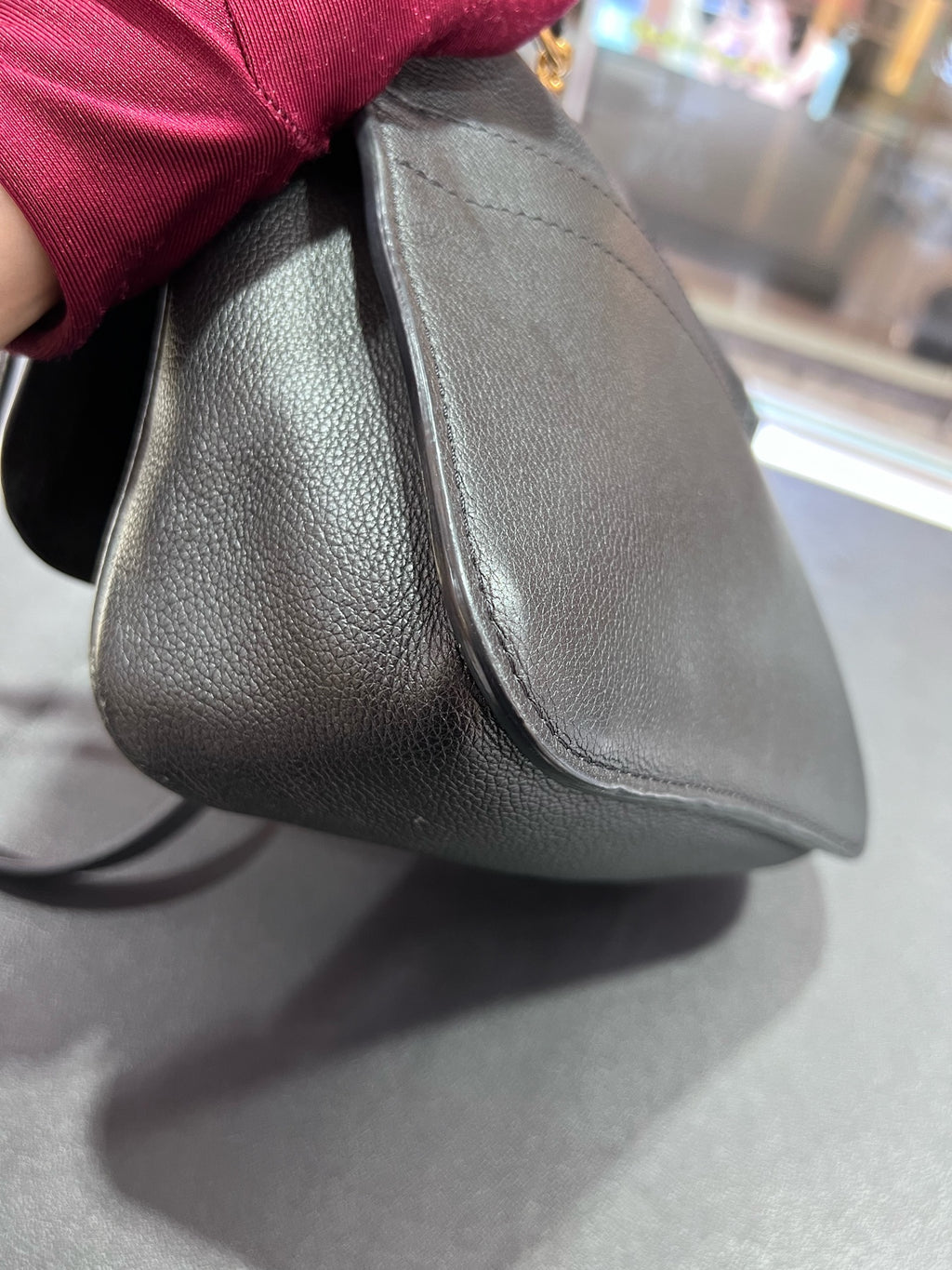 Louis Vuitton Black M57073