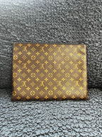 Louis Vuitton Clutch