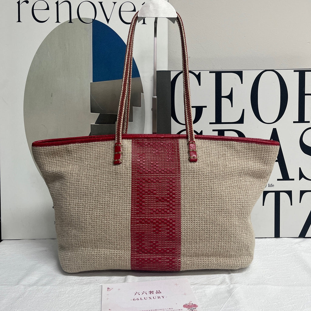 Fendi Red Shoulder Bag
