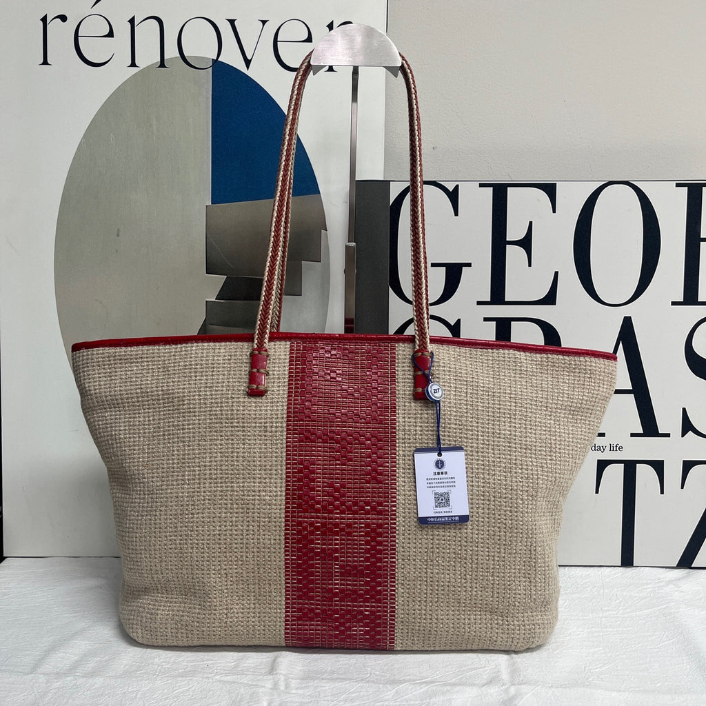Fendi Red Shoulder Bag