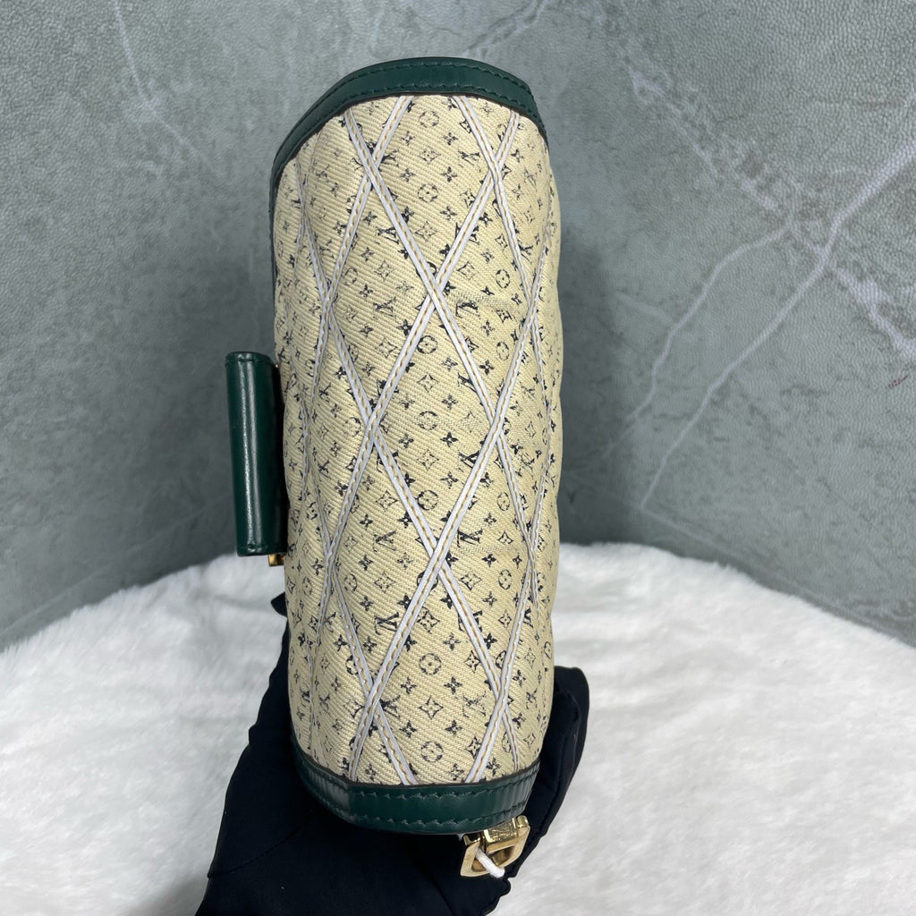 Louis Vuitton Crossbody