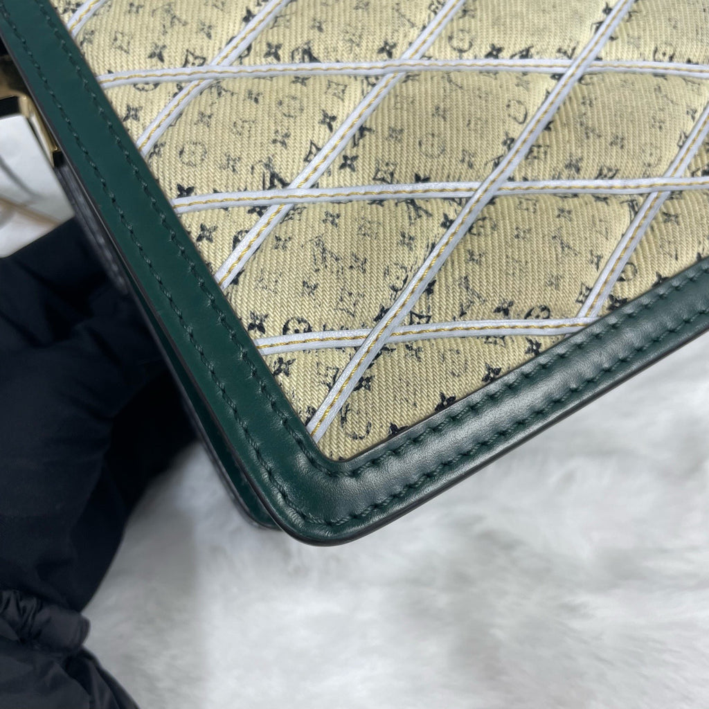 Louis Vuitton Crossbody