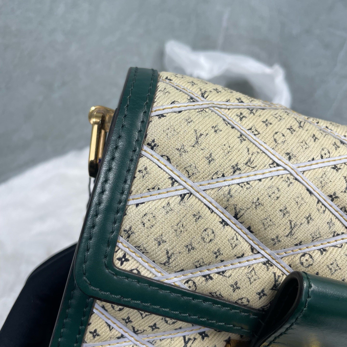 Louis Vuitton Crossbody