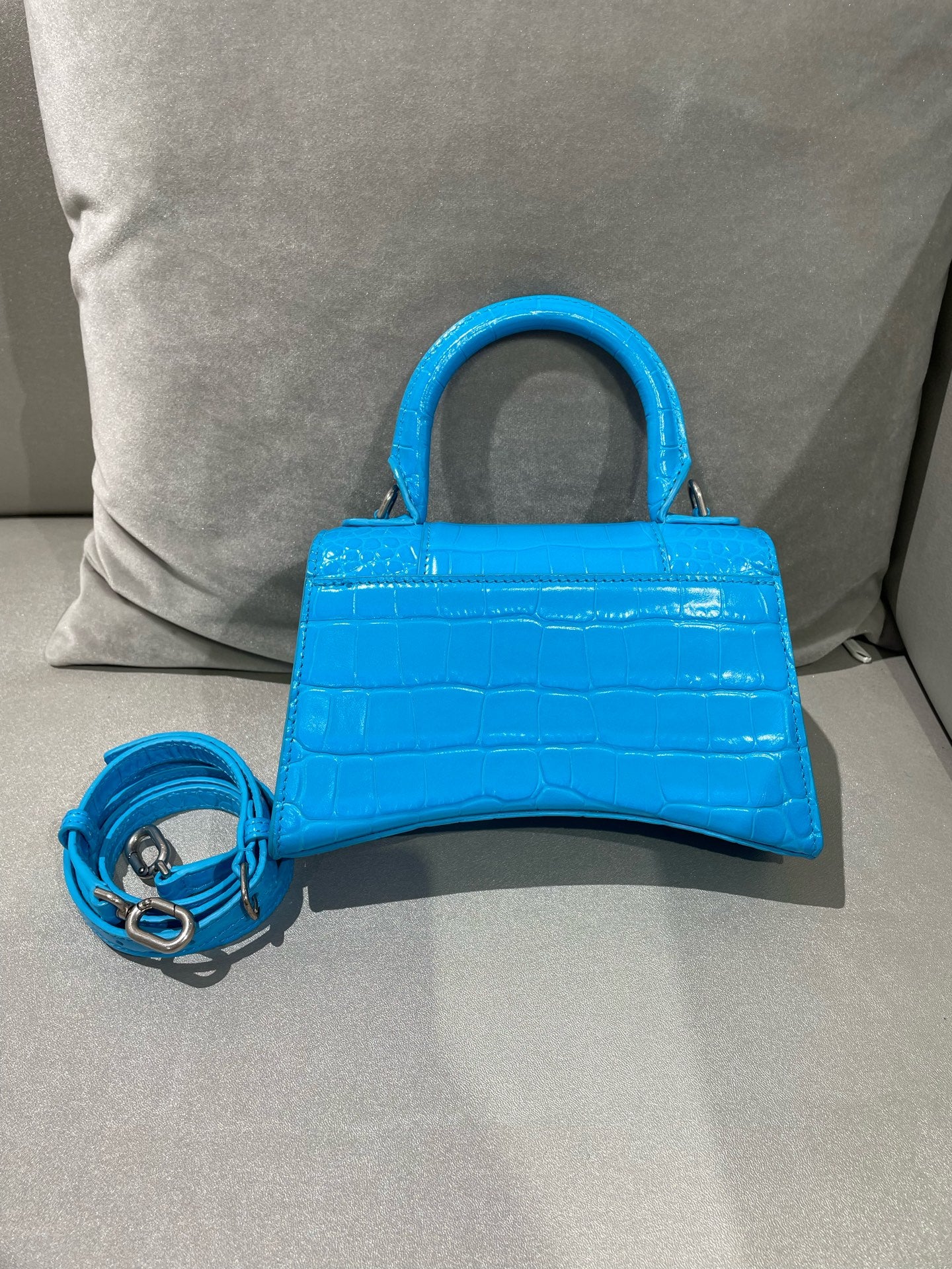 Balenciaga HOURGLASS Blue Crossbody 5928331LR6Y4624