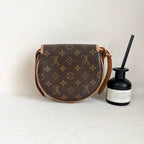 Louis Vuitton Saddle Bag