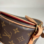 Louis Vuitton Saddle Bag