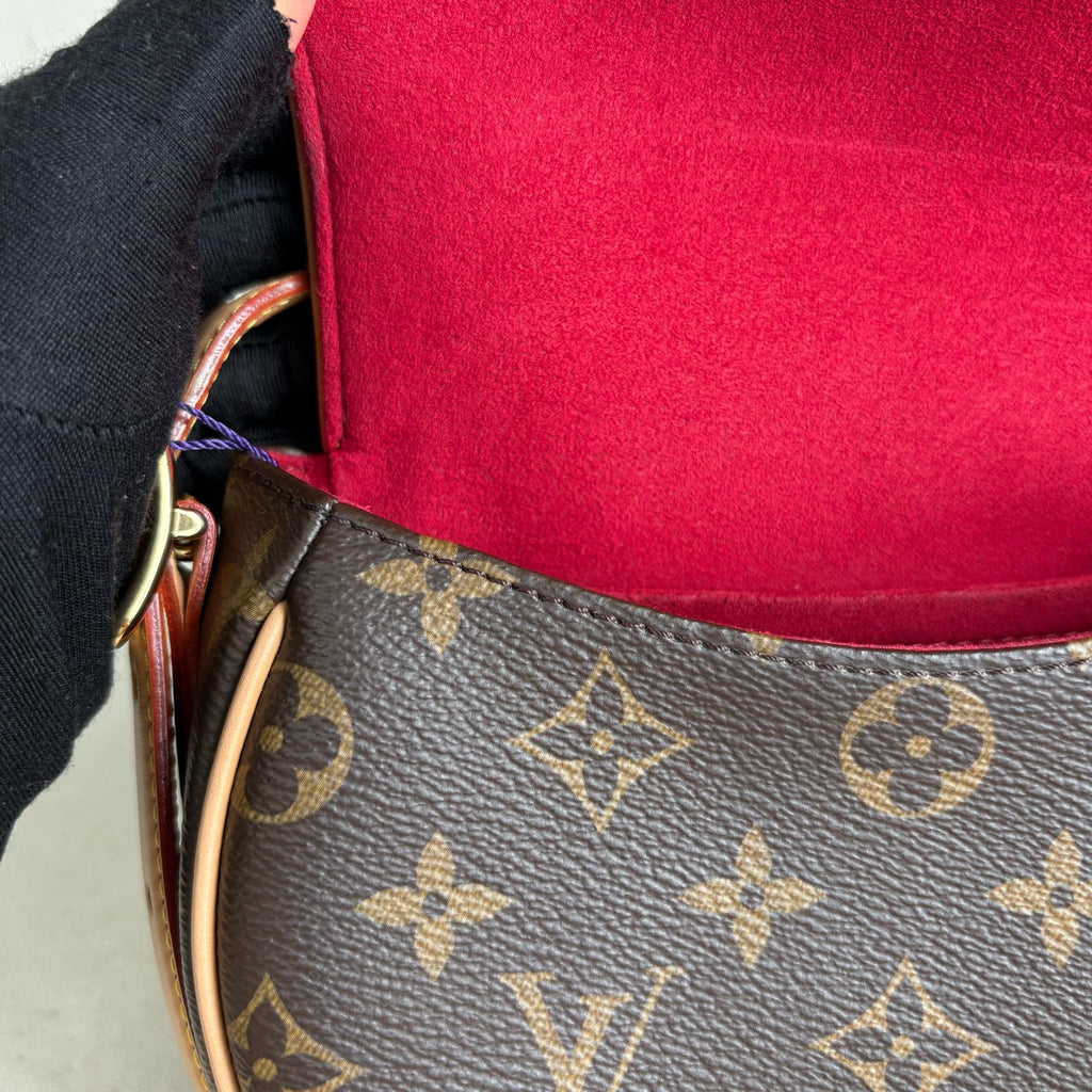 Louis Vuitton Saddle Bag