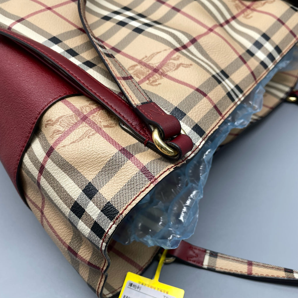 Burberry Tote