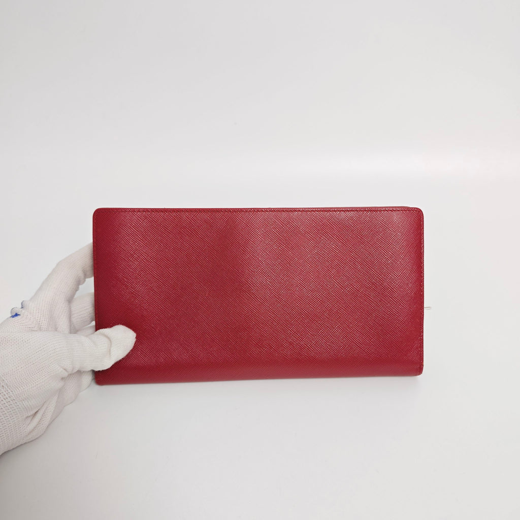 Prada Red
