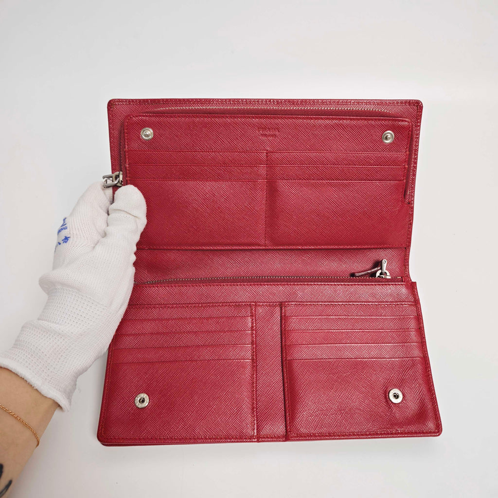 Prada Red