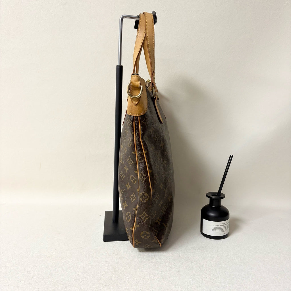 Louis Vuitton Crossbody