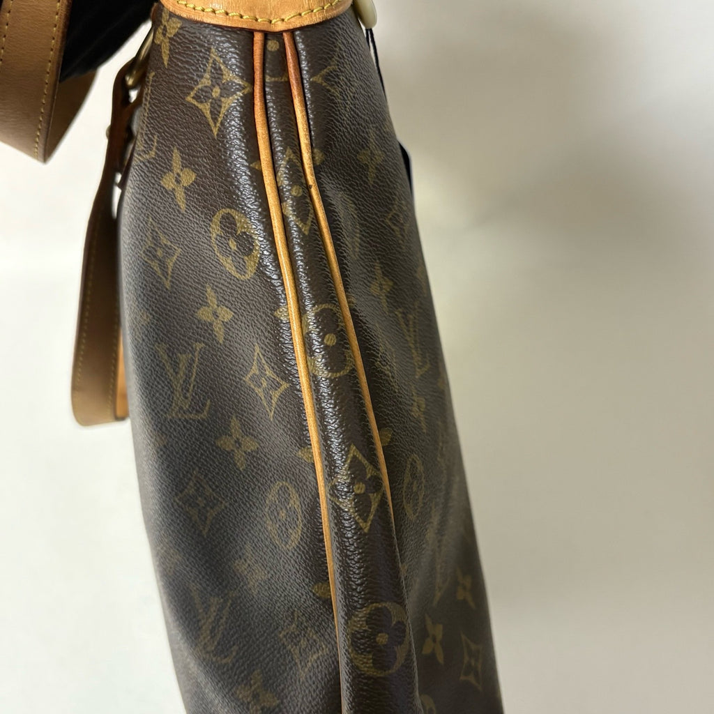 Louis Vuitton Crossbody