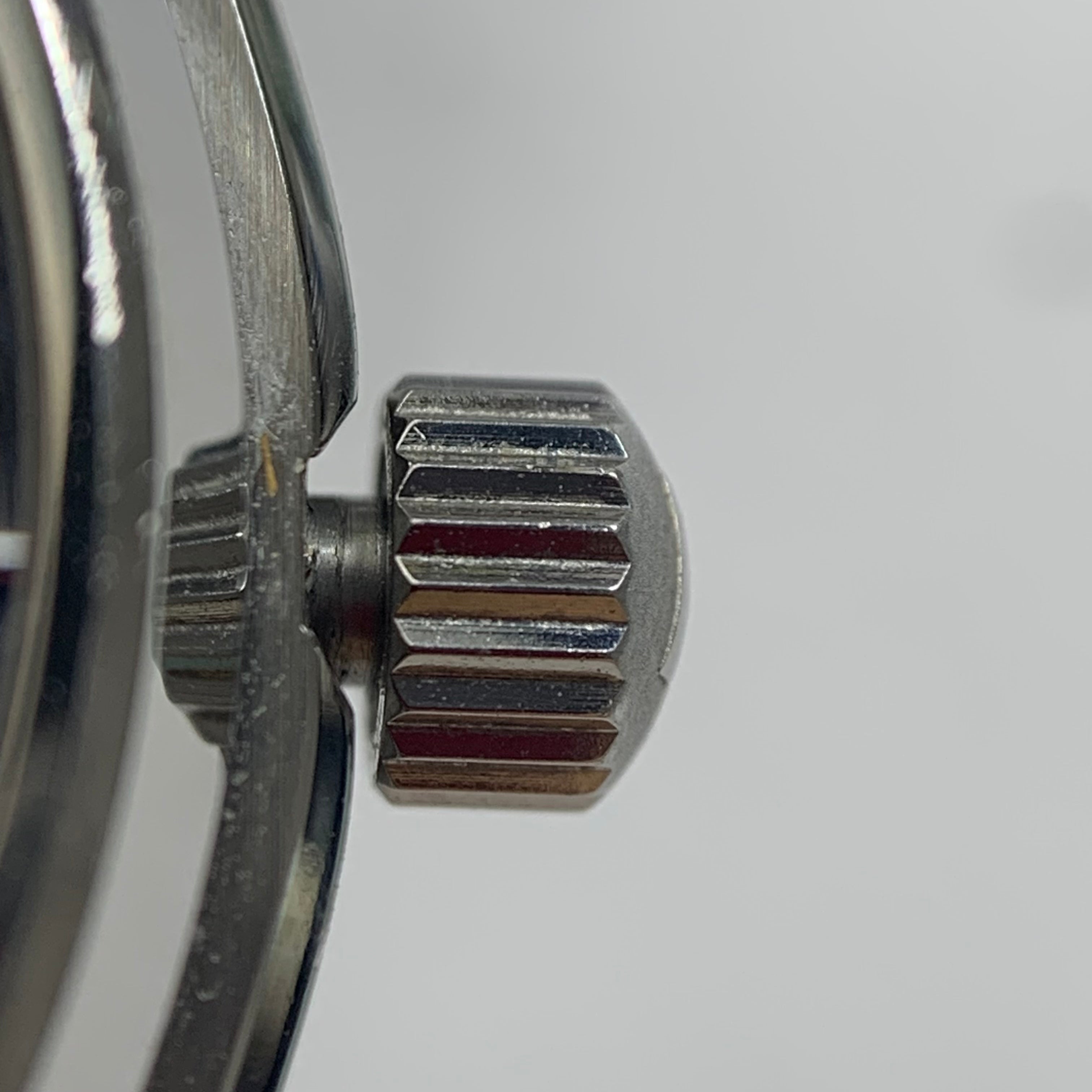 Tissot Classic 40.00 MM x 39.50 MM T137.407.16.051.00