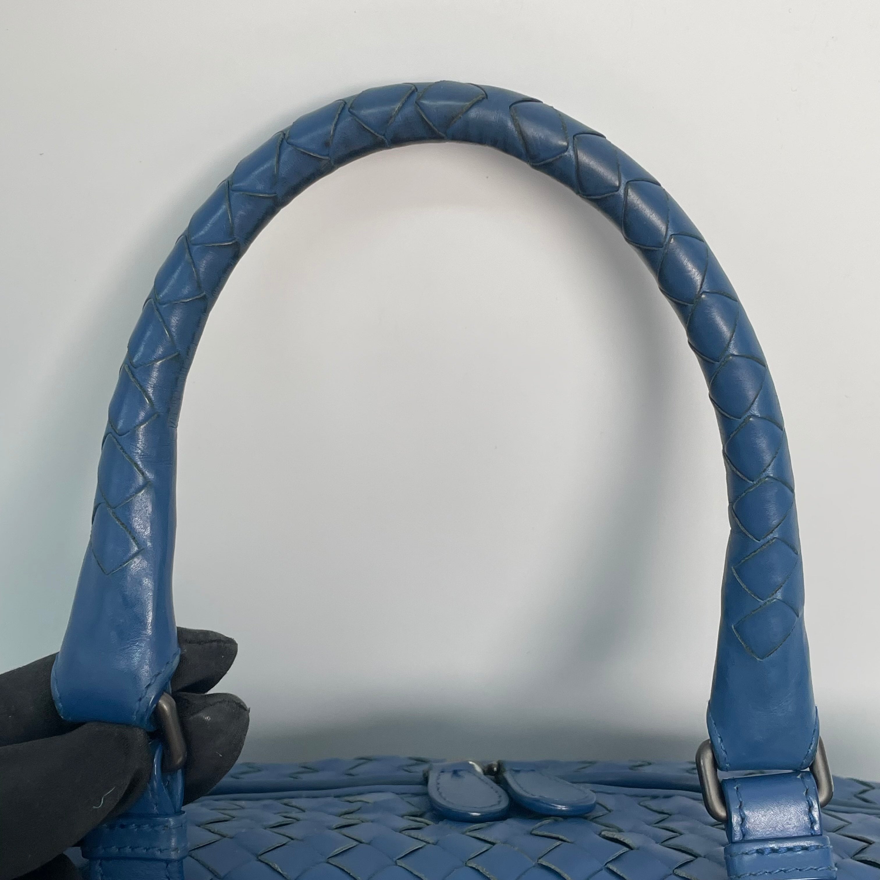 Bottega Veneta Blue Shoulder Bag