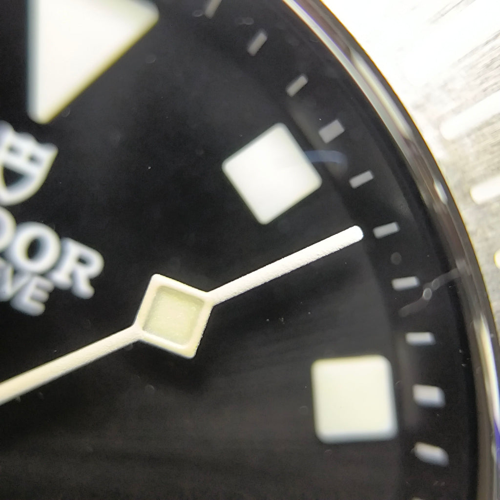 Tudor Leading Subtype 39 39 millimeters m25407n-0001