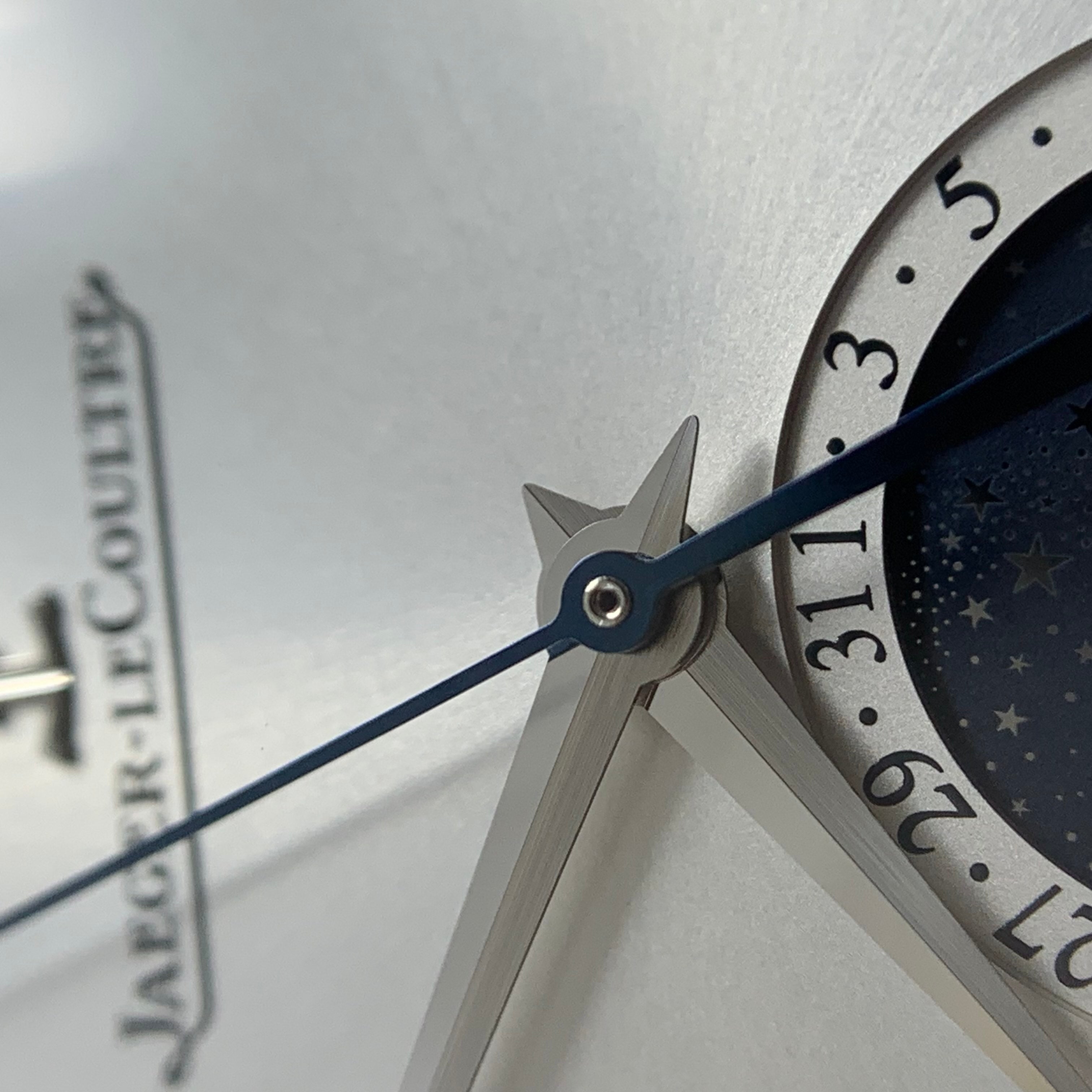Jaeger LeCoultre Master Ultra Thin Ultra-Thin Master Series Watch 39 millimeters Q1368430