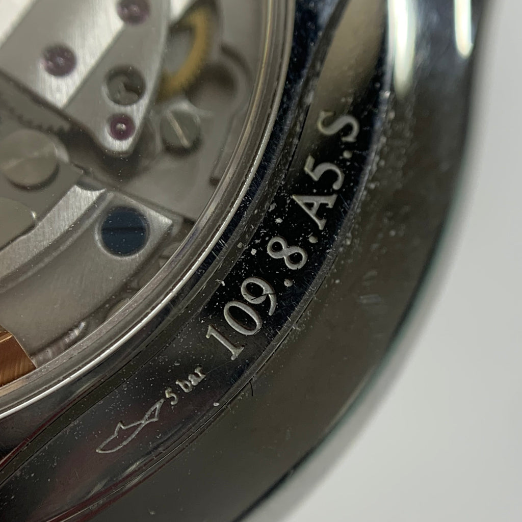 Jaeger LeCoultre Master Ultra Thin Ultra-Thin Master Series Watch 39 millimeters Q1368430