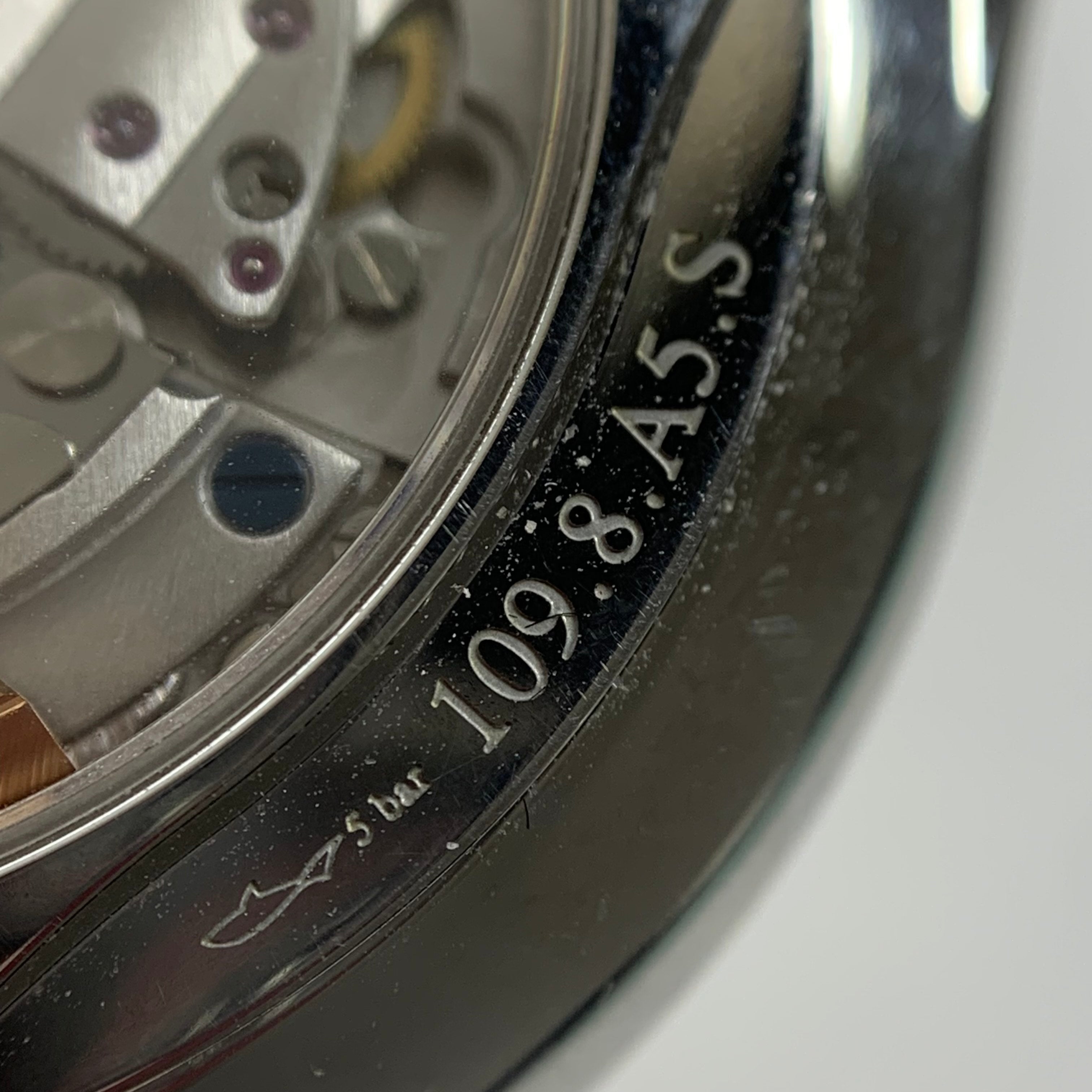 Jaeger LeCoultre Master Ultra Thin Ultra-Thin Master Series Watch 39 millimeters Q1368430