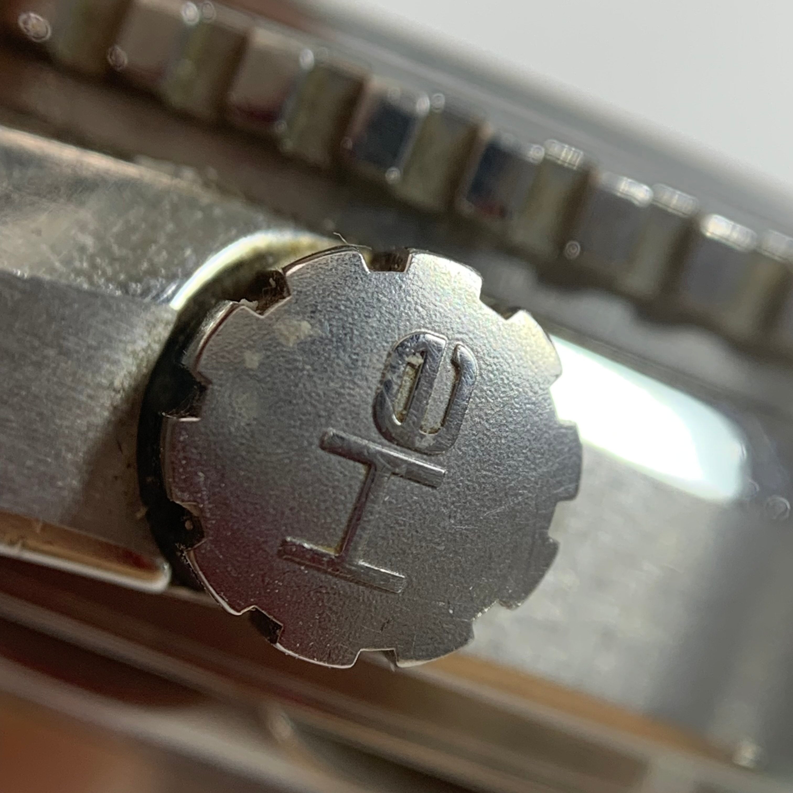 Omega Seahorse Series 43.5 215.30.44.21.01.002