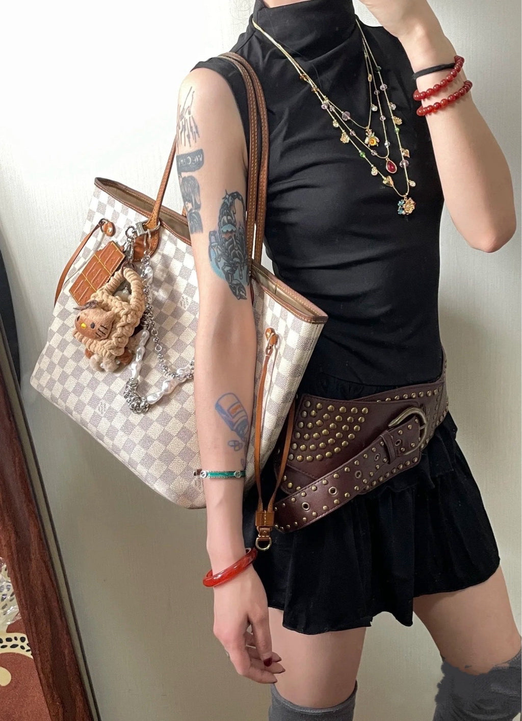 Louis Vuitton Beige