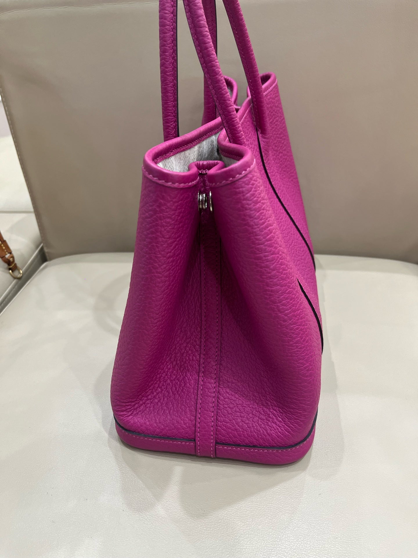 Hermes 915744