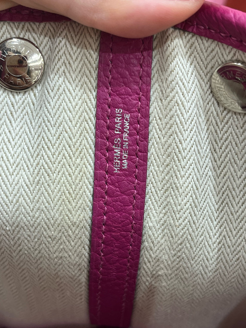 Hermes 915744