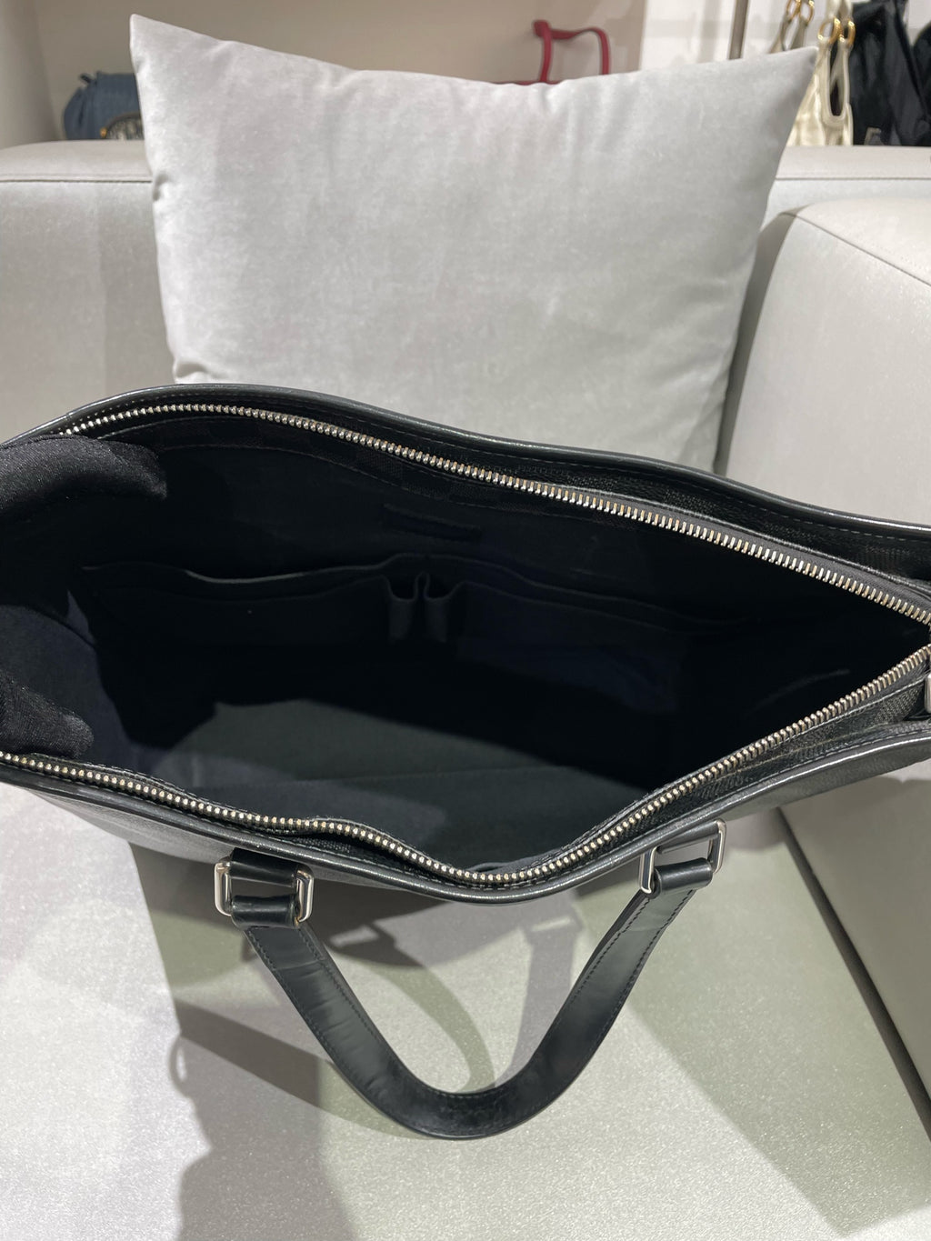 Louis Vuitton Shoulder Bag N41259