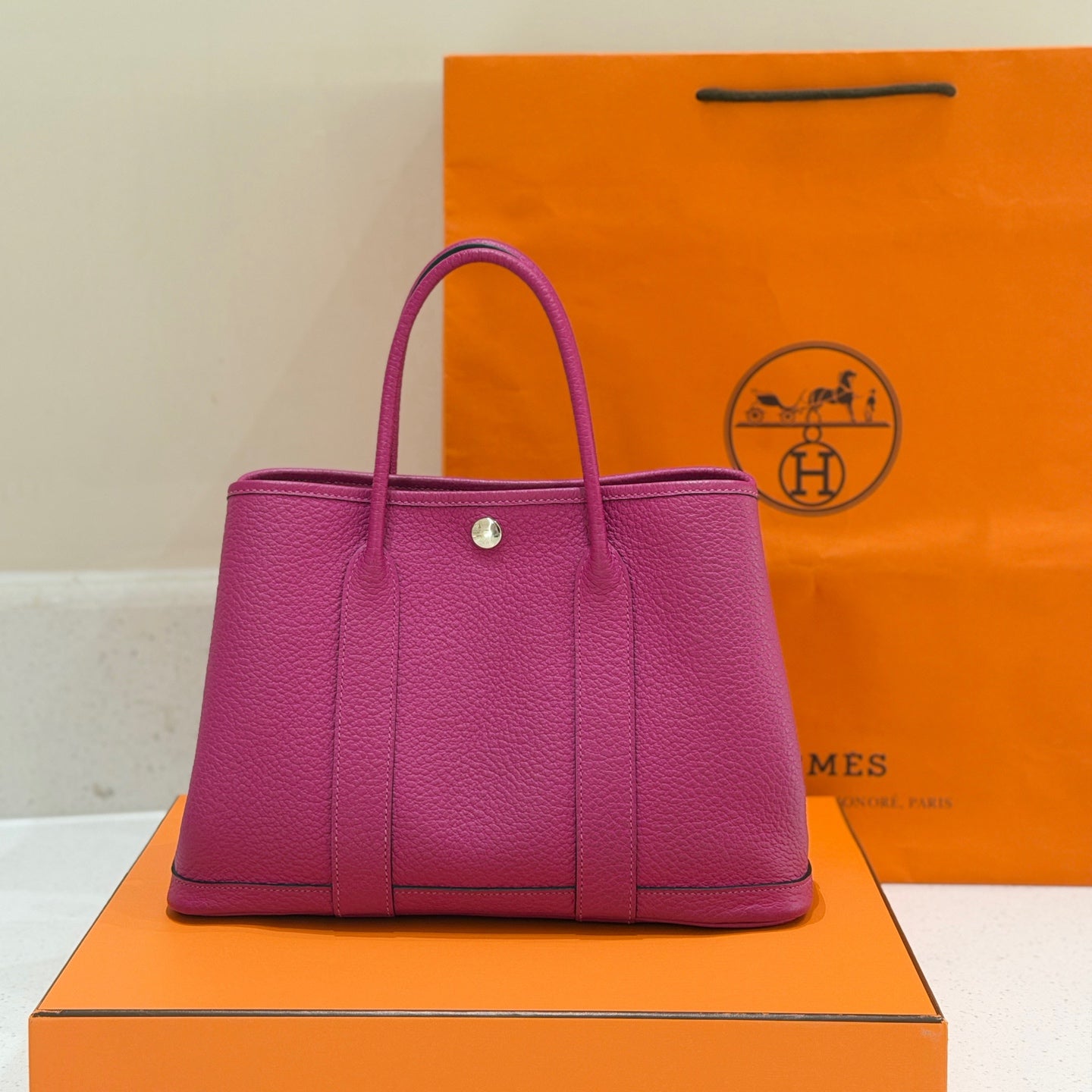Hermes 915744