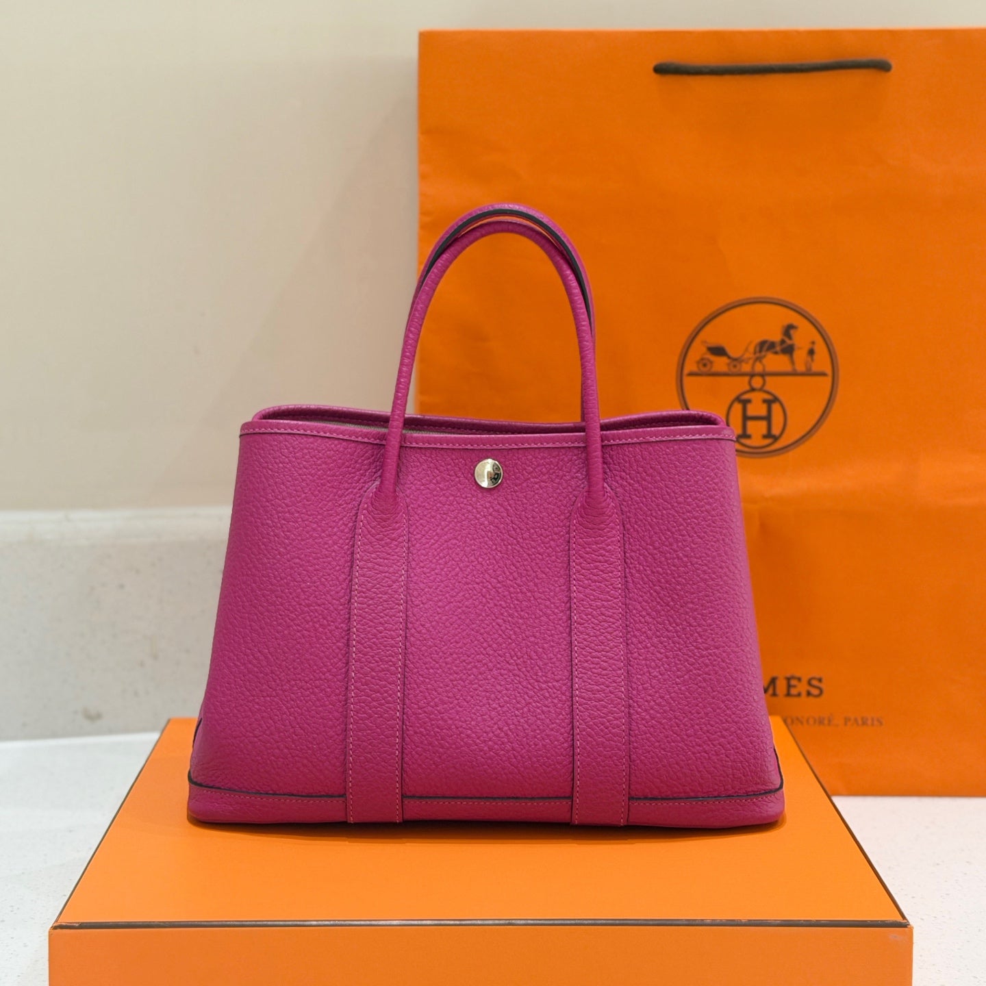 Hermes 915744