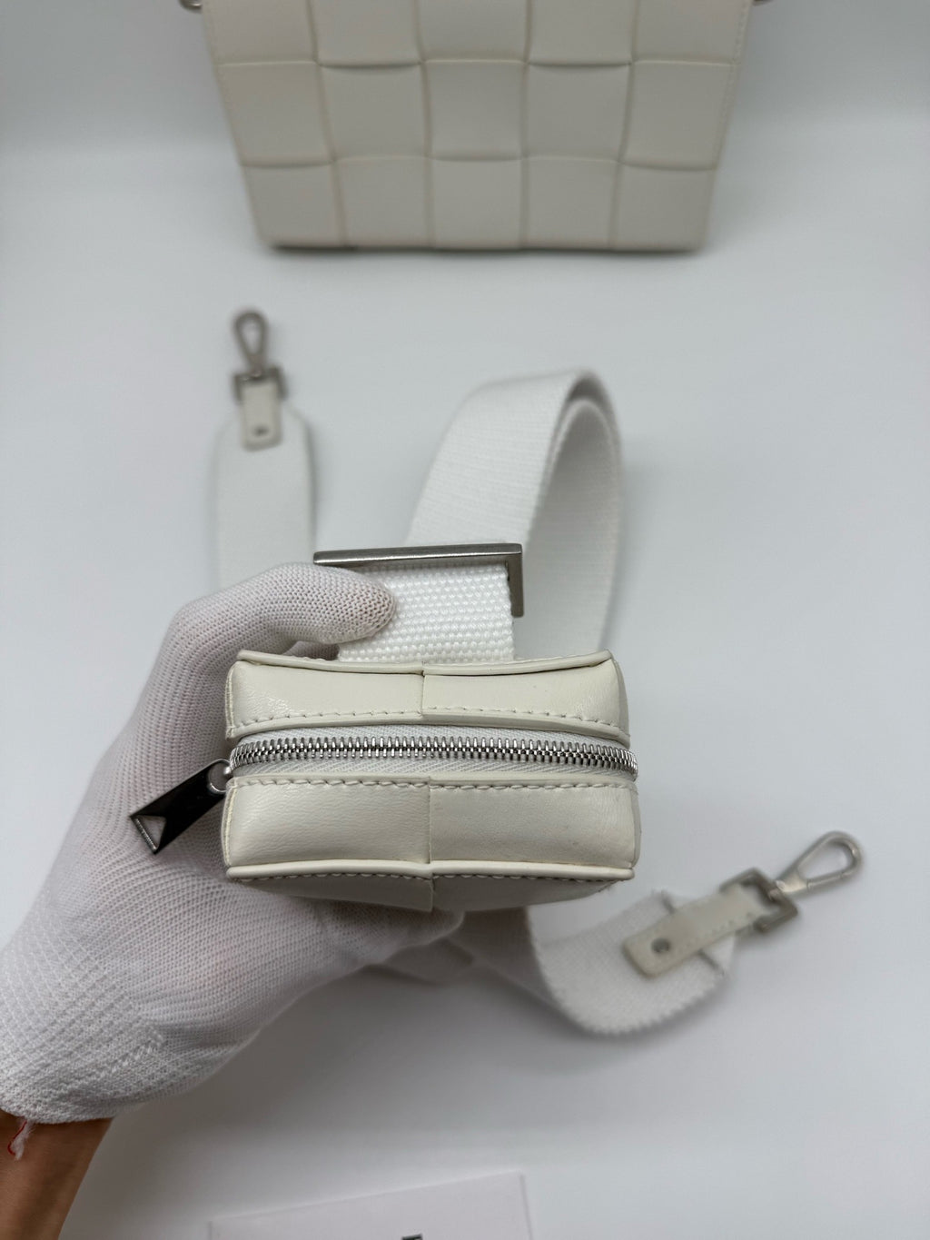 Bottega Veneta White Shoulder Bag