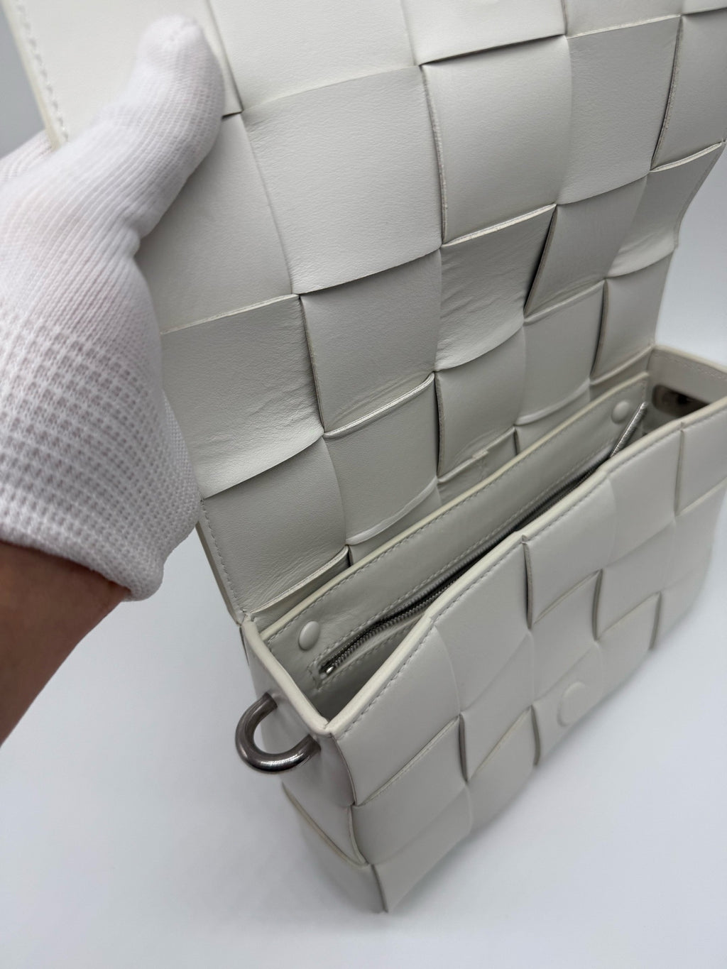 Bottega Veneta White Shoulder Bag