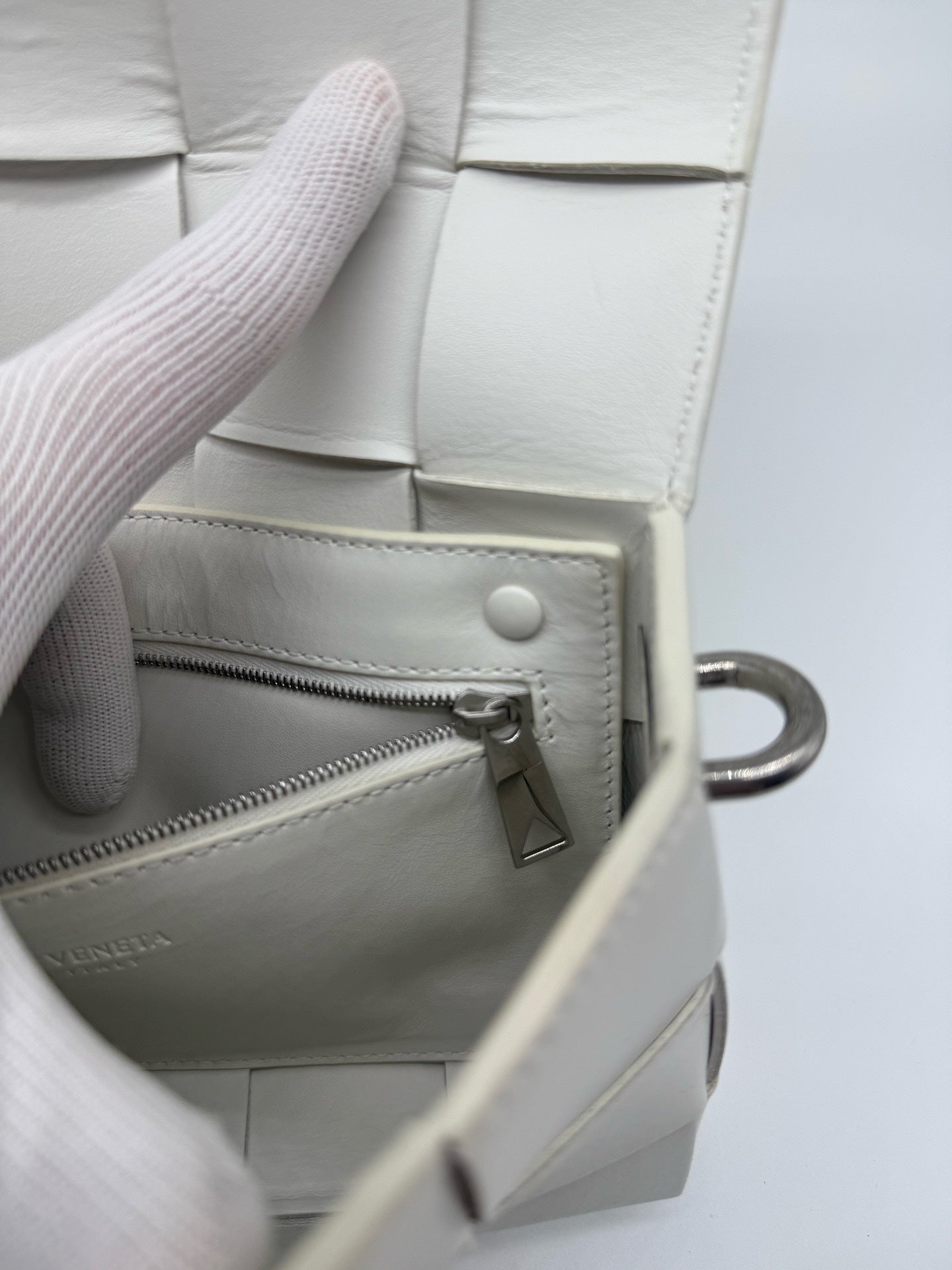 Bottega Veneta White Shoulder Bag
