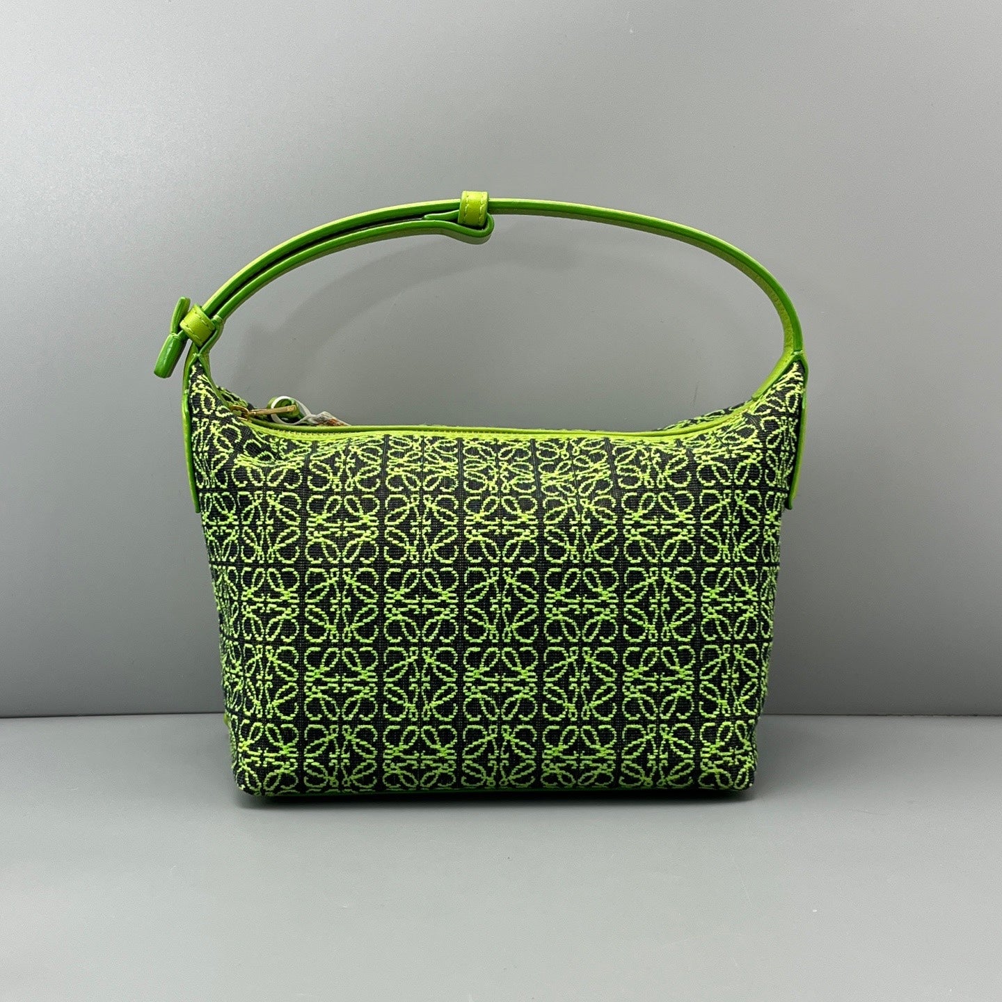 Loewe Blue