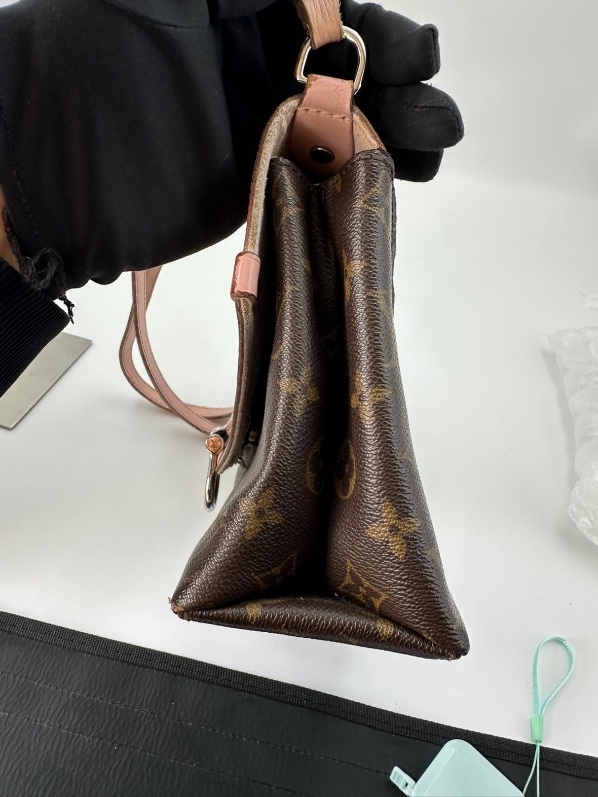 Louis Vuitton Lou Leather Pink Shoulder Bag