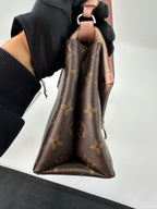 Louis Vuitton Lou Leather Pink Shoulder Bag