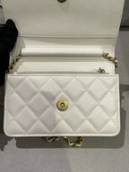 Chanel White Crossbody AP1820B0436910601