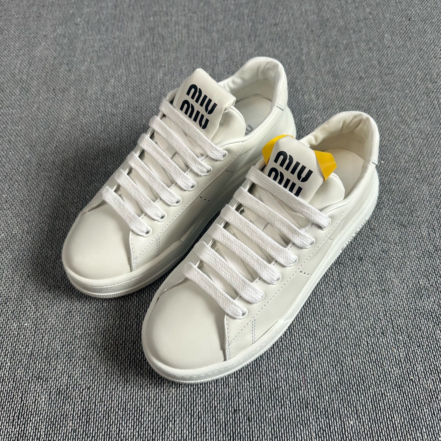Miu Miu Leather White Skate shoes