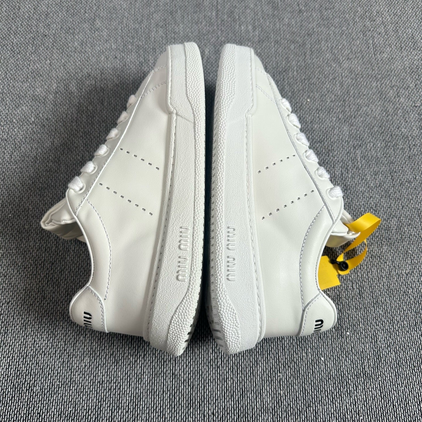 Miu Miu Leather White Skate shoes