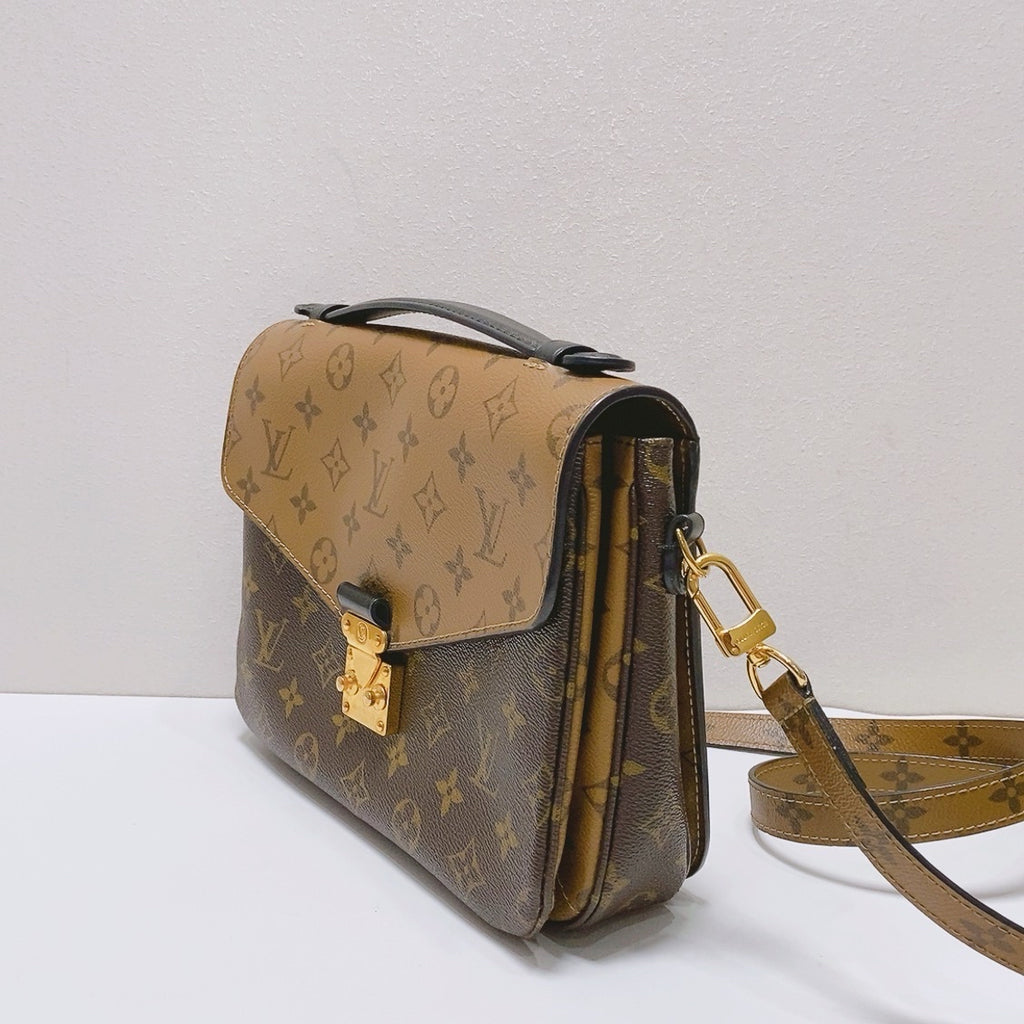 Louis Vuitton Crossbody