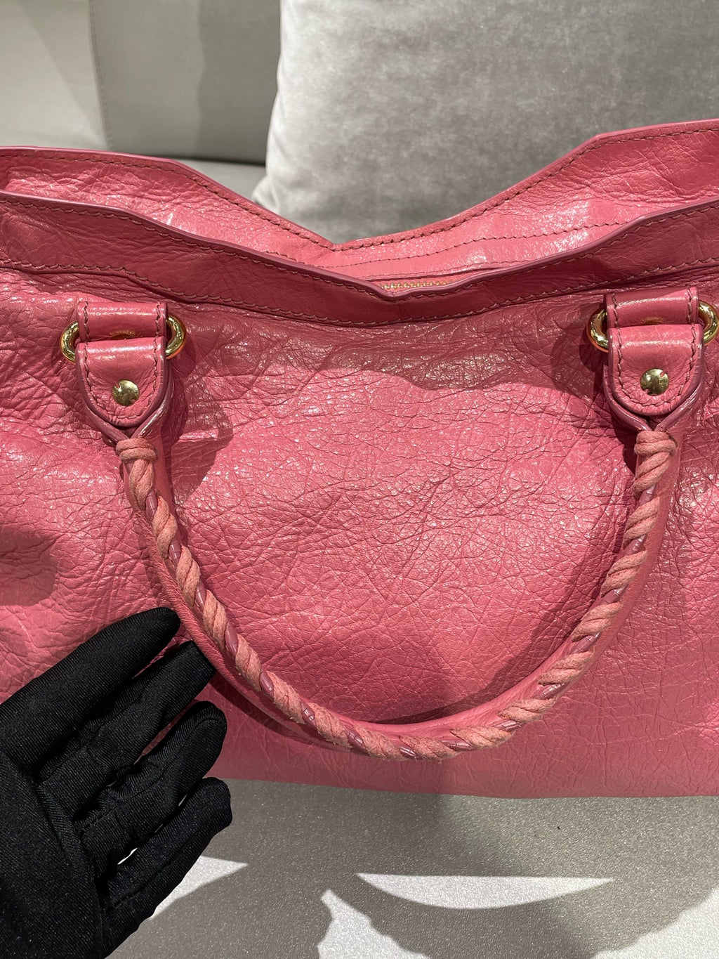 Balenciaga Pink Shoulder Bag 281770-D94JG-5660