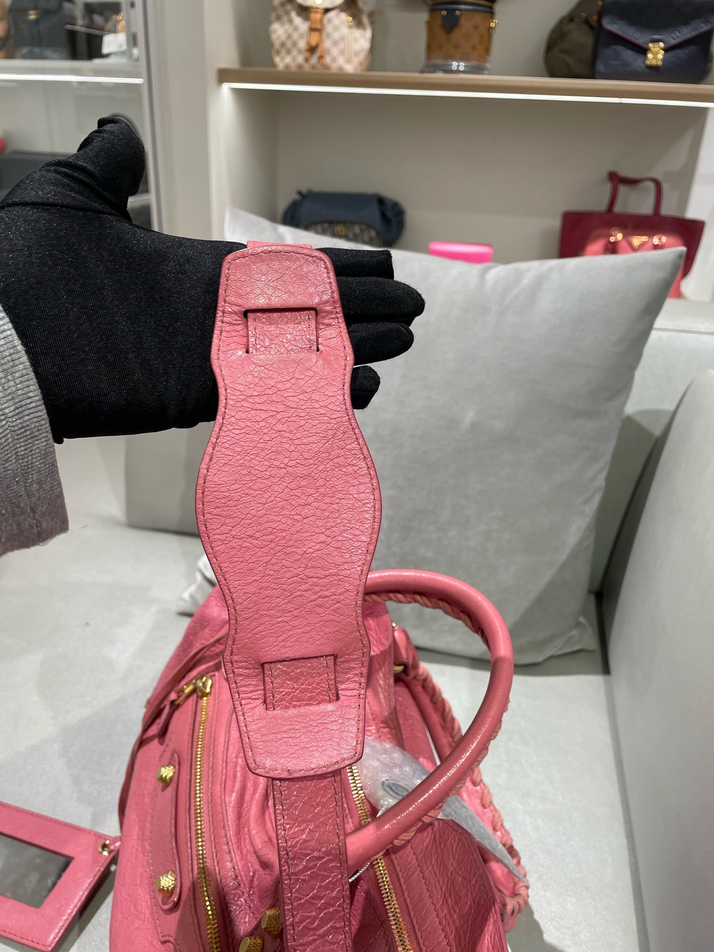 Balenciaga Pink Shoulder Bag 281770-D94JG-5660