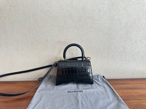 Balenciaga HOURGLASS 5928331LRGM1000