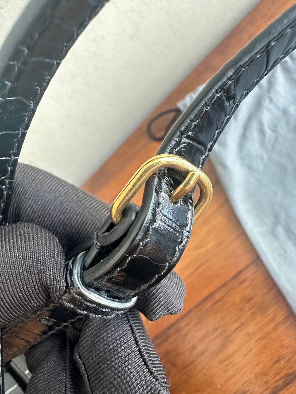 Balenciaga HOURGLASS 5928331LRGM1000