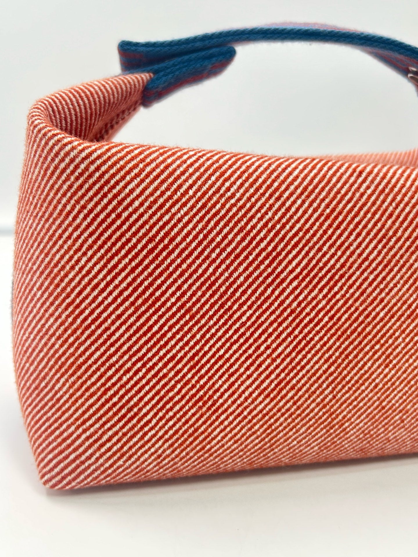 Hermes Canvas