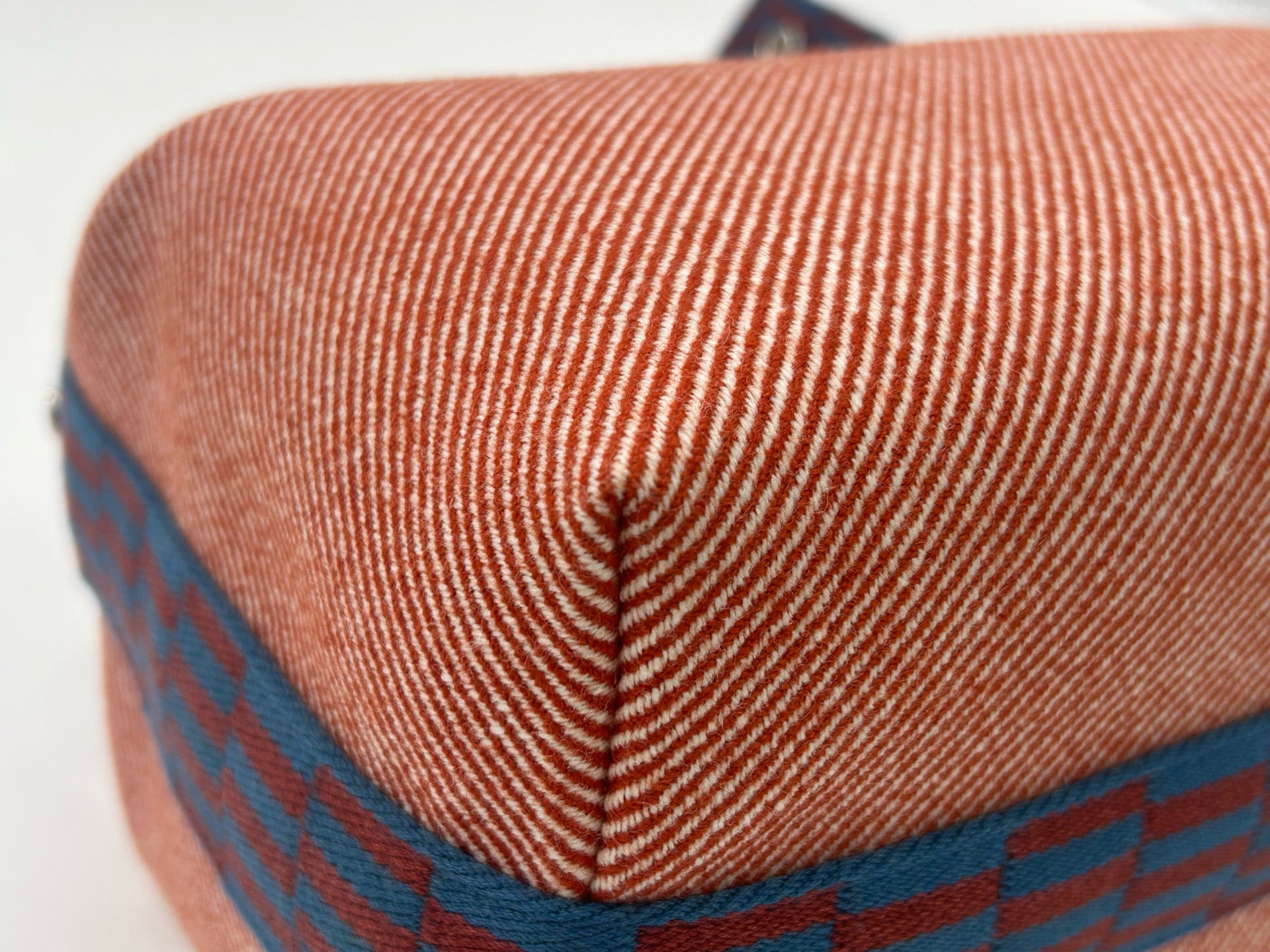Hermes Canvas