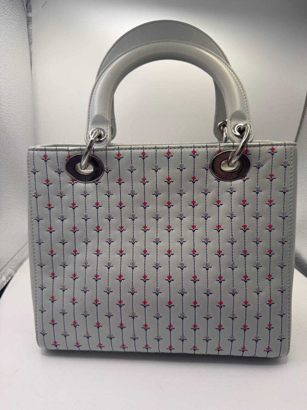 Dior White